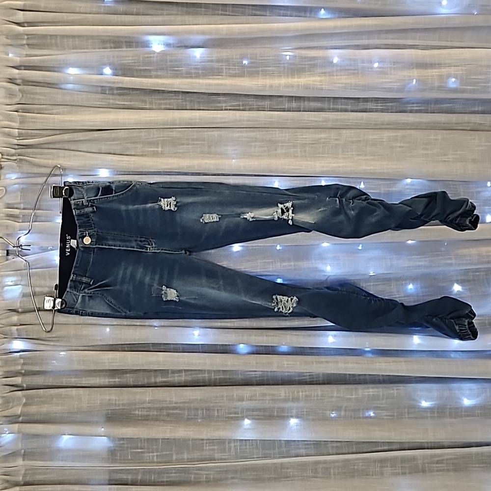 Venus Scrunch Jeans